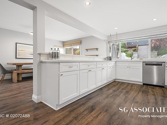 3rd image of 725 W San Andres Cir
