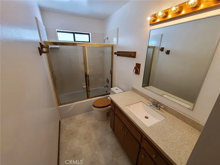 13881 Jicarilla Rd — Photo 9