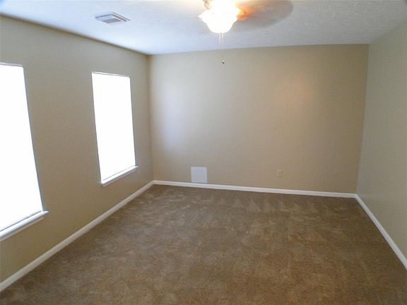4th image of 19210 Indian Grass Dr