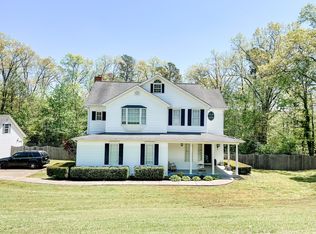 4406 Honeysuckle Ln, Cohutta, GA 30710