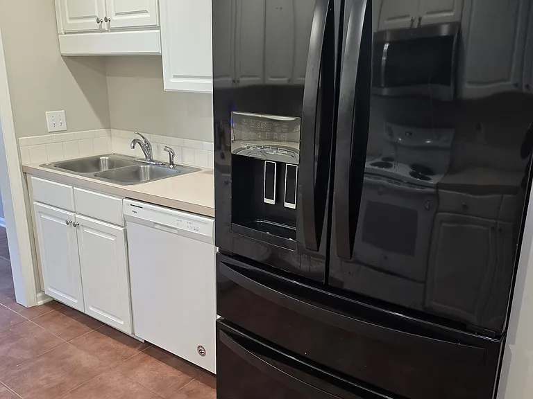 7504 Riverside Ct — Photo 16