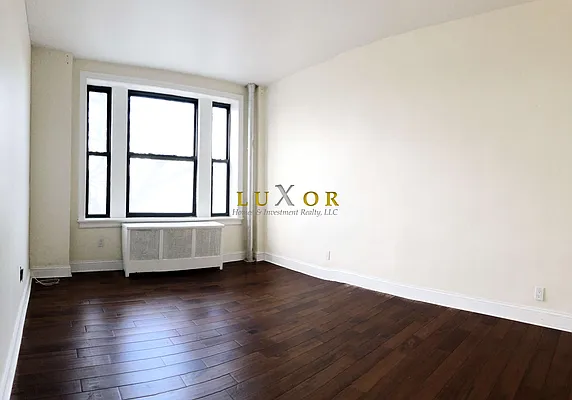 Rented by Luxor Homes & Investment Realty | media 34