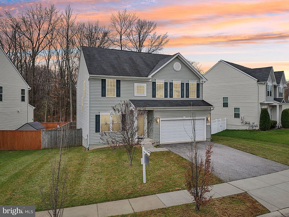 1st image of 7811 Maple Run Ct