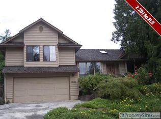16121 Valhalla Dr, Bothell, WA 98011