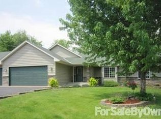37316 Eagle Ct, North Branch, MN 55056