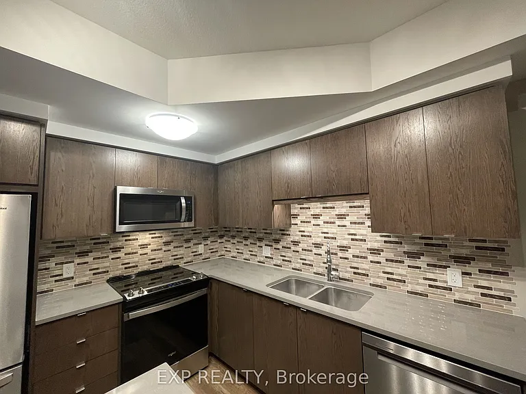 93 Arthur St S #813 — Photo 7