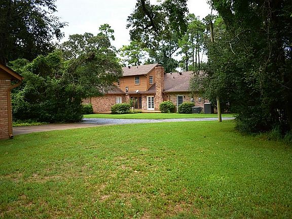 3rd image of 13203 Spring Hollow Dr