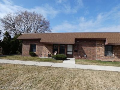 22763 Garfield St, Saint Clair Shores, MI, 48082