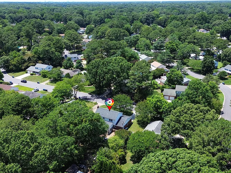 724 Yorkshire Dr — Photo 47
