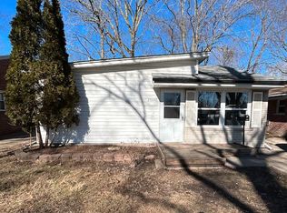 25046 Annapolis St, Dearborn Heights, MI