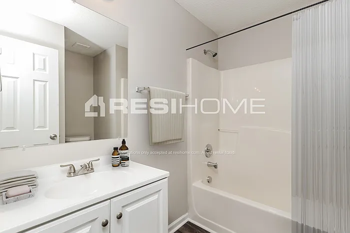 5380 Sand Bar Ln — Photo 12