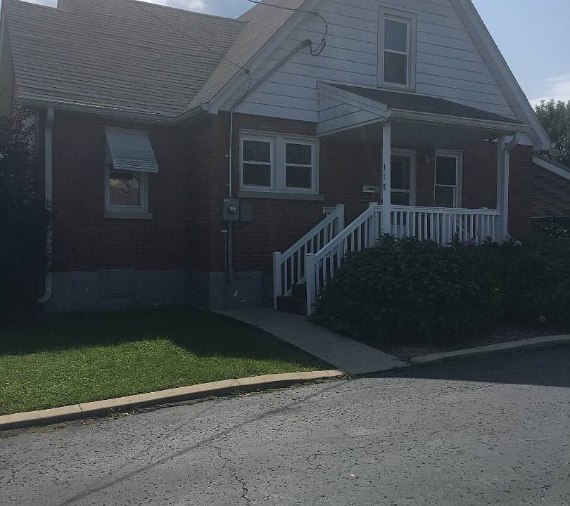 1st image of 318 N Forest St