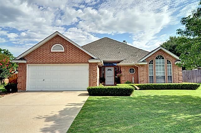 1st image of 2208 Nugent Dr