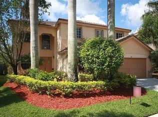748 Sunflower Cir, Weston, FL 33327