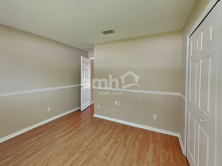 12131 Woodglen Cir — Photo 16