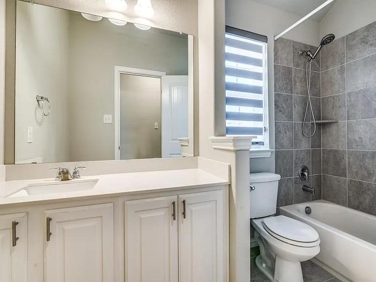 2156 Bailey St — Photo 24