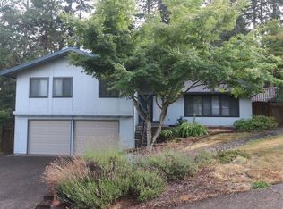 1205 Brookside Dr, Eugene, OR 97405