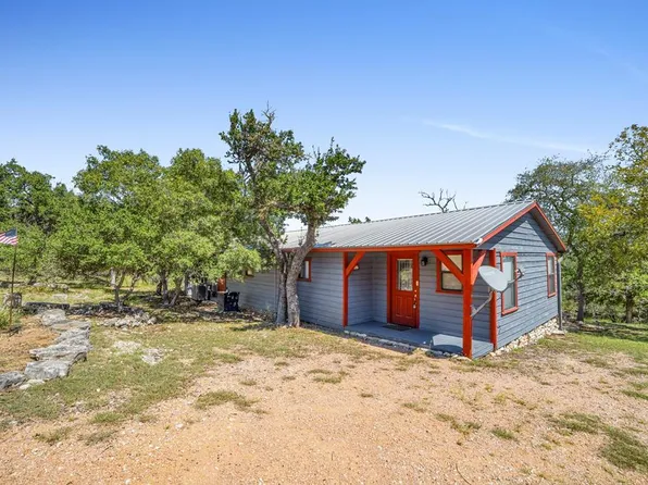 117 Ancient Coast Rd, Fredericksburg, TX 78624