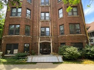 845 Lyman Ave #1S, Oak Park, IL 60304