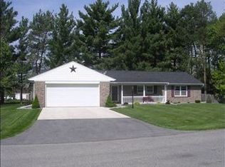 1461 Cammin Dr, Saginaw, MI 48638