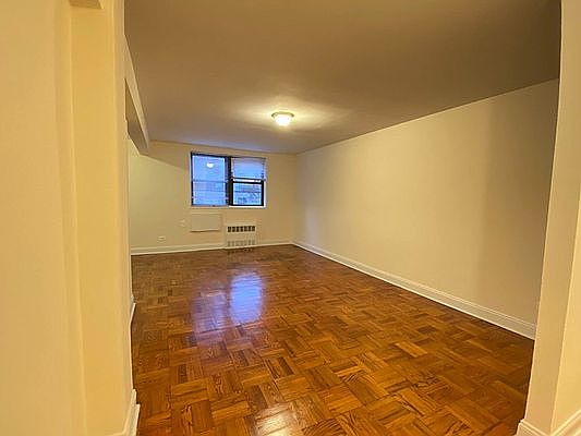 2nd image of 41-11 Parsons Blvd #201