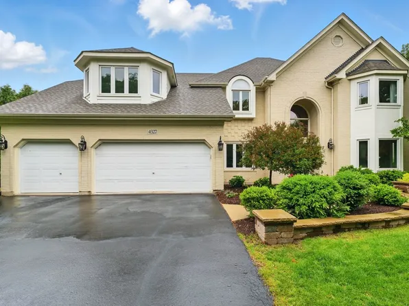 4327 Clearwater Ln, Naperville, IL 60564