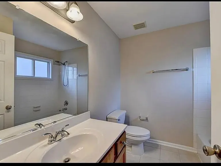 810 Summer Pl — Photo 18