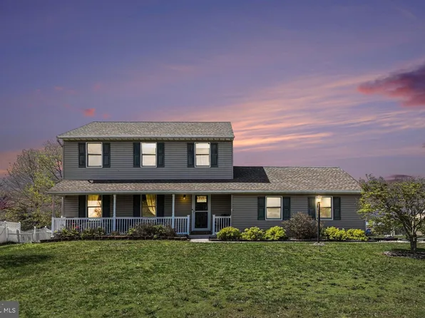 26 Longstreet Dr, Carlisle, PA 17013