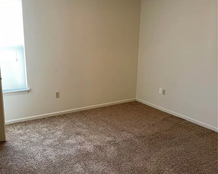 213 Keystone Dr #10 — Photo 8