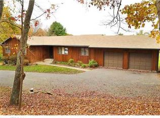 94 Anderson Rd, Tolland, CT 06084