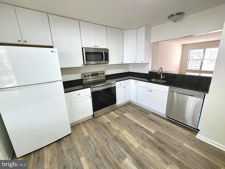 13689 Wildflower Ln — Photo 6