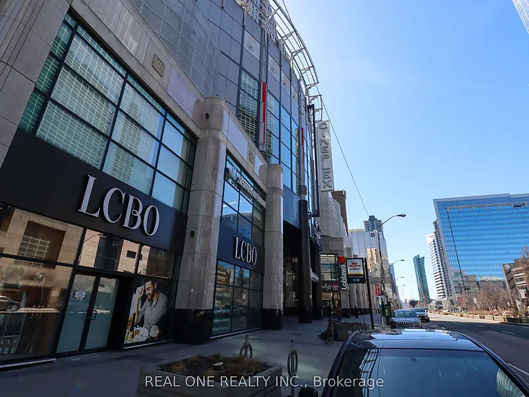 4955 Yonge St #2316 — Photo 29