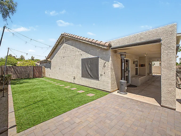 6647 W Tonopah Dr — Photo 12