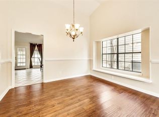 113 Rustic Ridge Dr, Garland, TX 75040