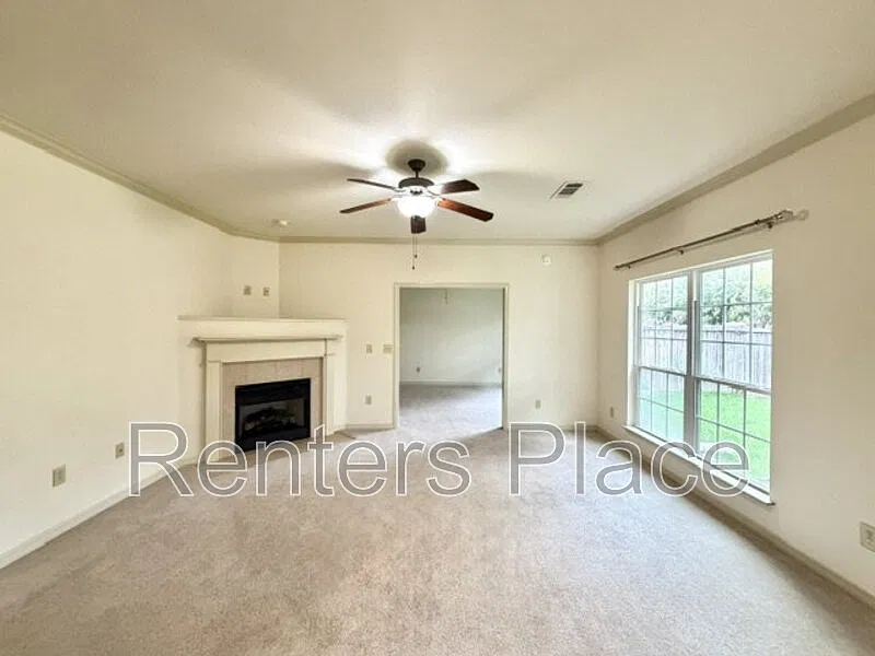 2 bed, 2.0 bath, 1525 sqft, $1,795 — Photo 2