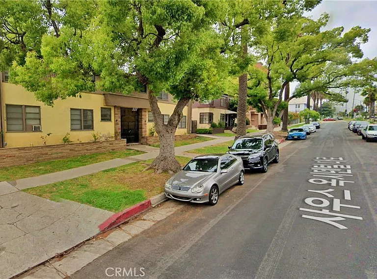 337 S Occidental Blvd #12 — Photo 4