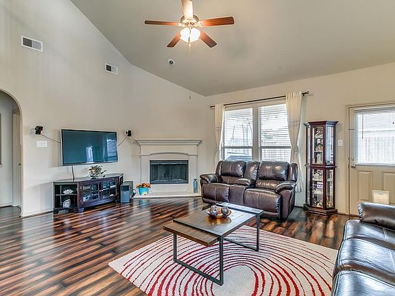 5th image of 2615 Maverick Park Ln