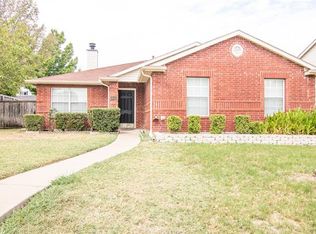 4505 Lone Star Dr, Carrollton, TX 75010
