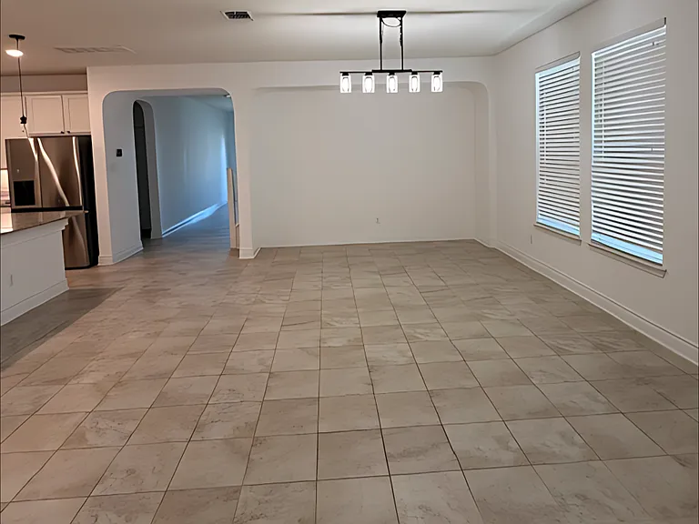 315 Reunion Ln — Photo 5