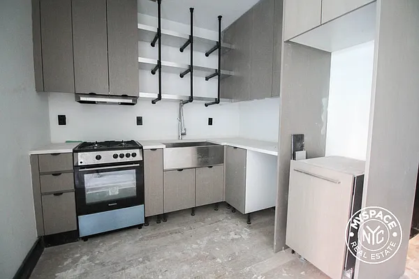 Rented by MySpaceNYC | media 1