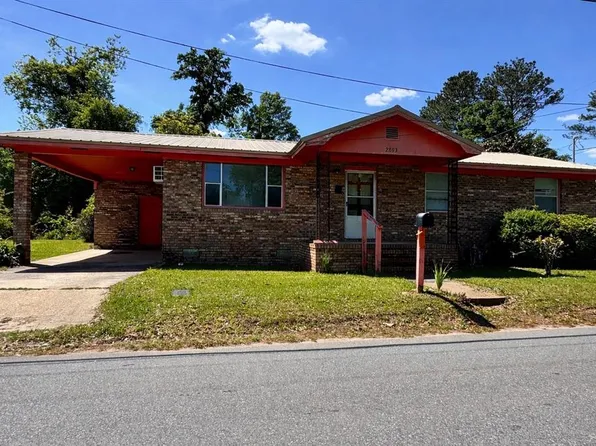 2893 Eva Mae St, Marianna, FL 32448