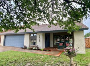 3522 Willow Lake Ln, Enid, OK 73703