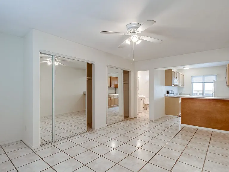 B Street | Apartments Near Balboa Park - Studios, 1 & 2 Bedrooms — Photo 20