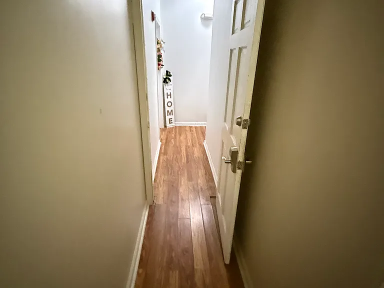 611 N 32nd St #3 — Photo 9