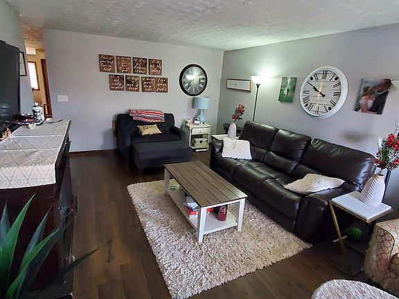 2nd image of 4820 Moreland Dr W