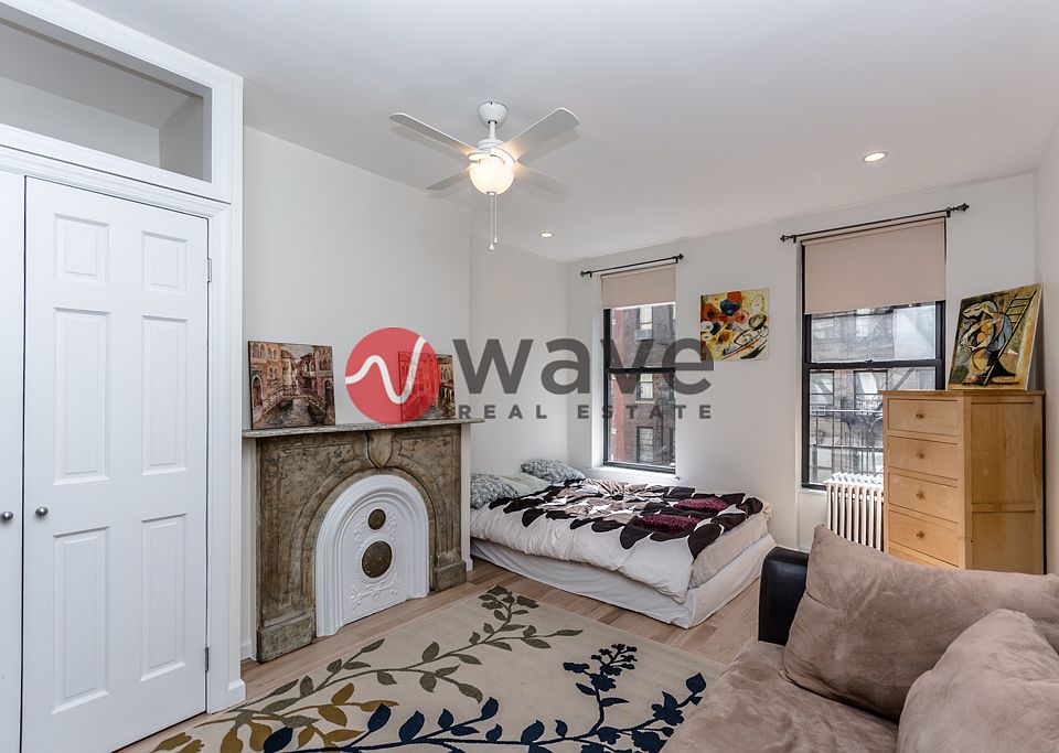1st image of 275 E 10th St APT 10