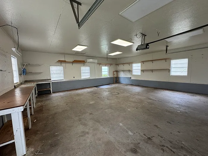 500 Oakdale Rd — Photo 16