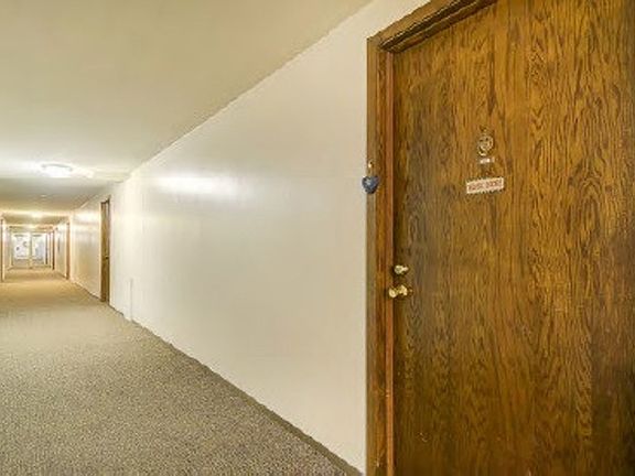 5th image of 200 97th St W APT 215