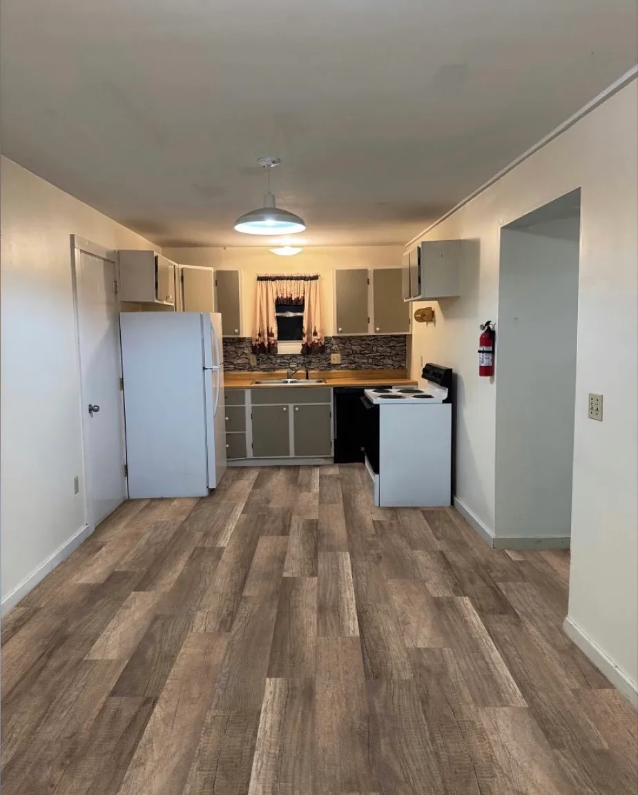 Hallowell Litchfield Rd, West Gardiner — Photo 1