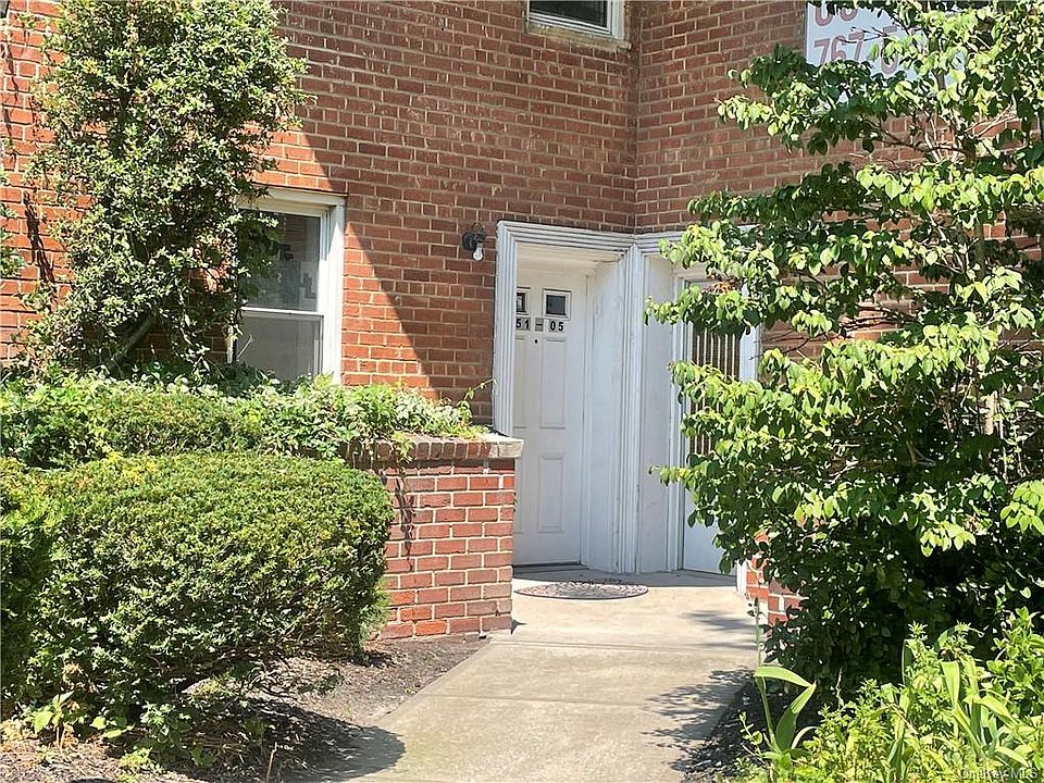 15105 Cross Island Pkwy Whitestone, NY, 11357 Apartments for Rent